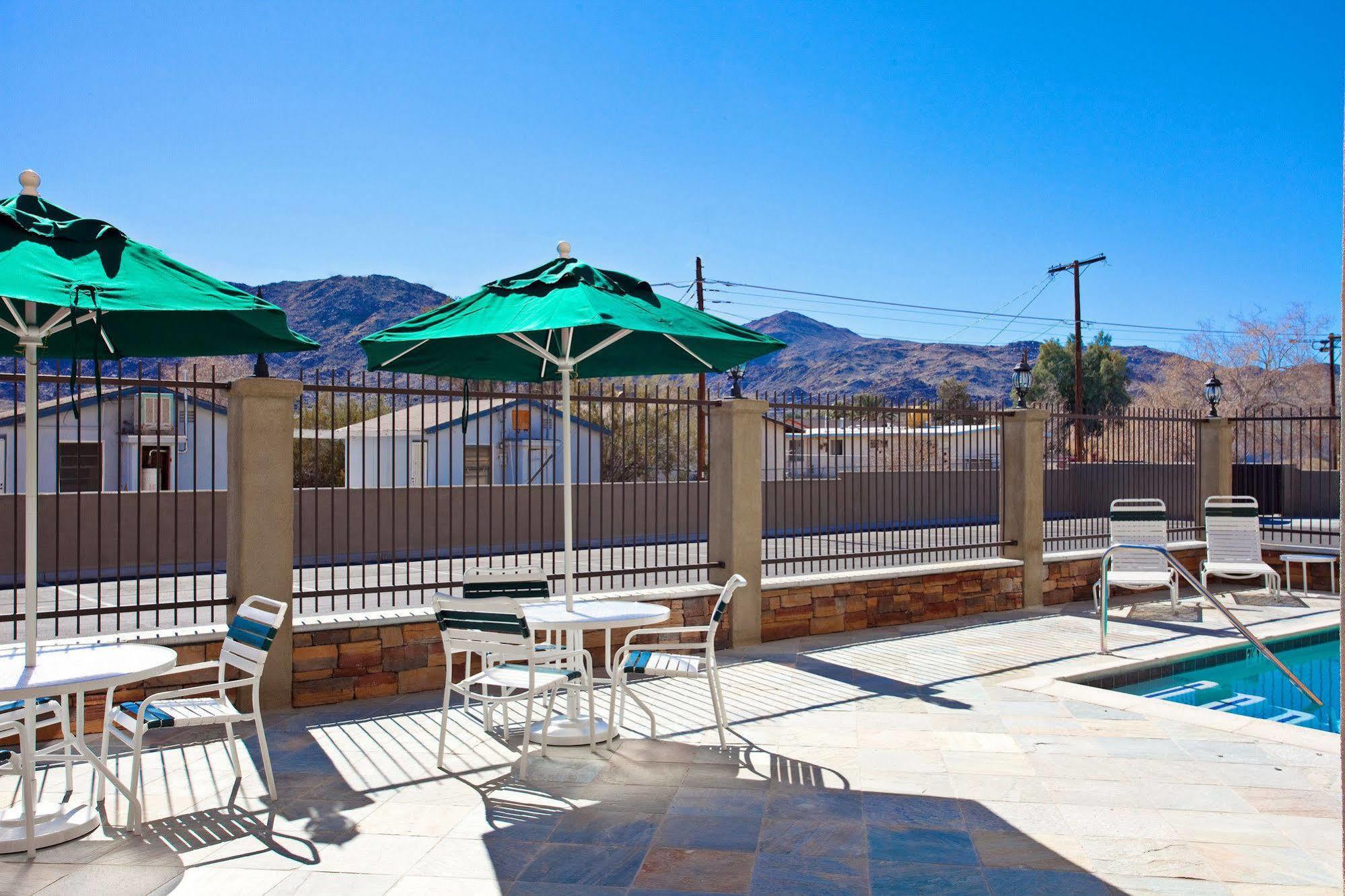 Holiday Inn Express Hotel & Suites Twentynine Palms By Ihg Restoran gambar